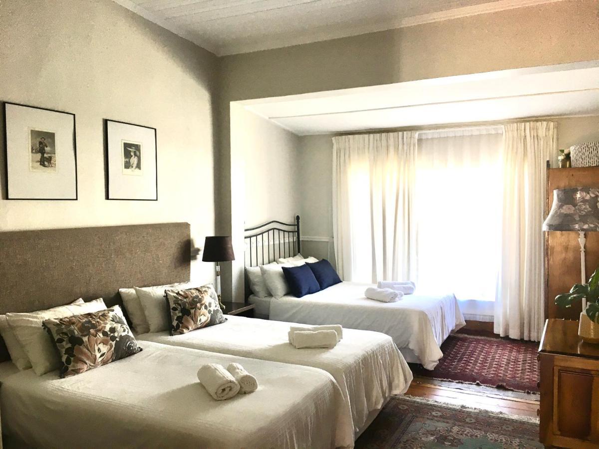 John Montagu Accommodation Екстер'єр фото