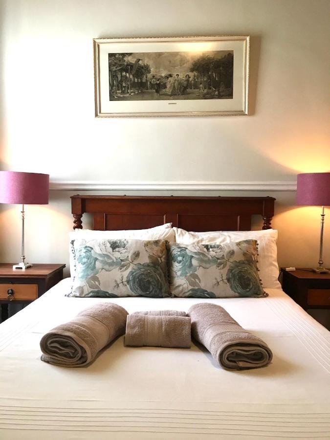 John Montagu Accommodation Екстер'єр фото